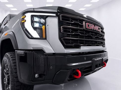 Used 2026 GMC Sierra 2500 AT4X AWD/4WD image 7