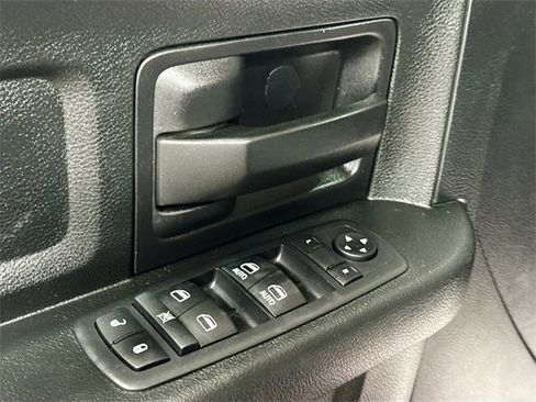 Used 2017 RAM 1500 Express image 16