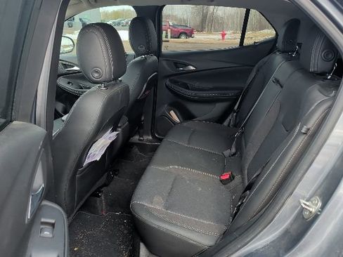 Used 2022 Buick Encore GX Select w/ Sport Touring Package image 7