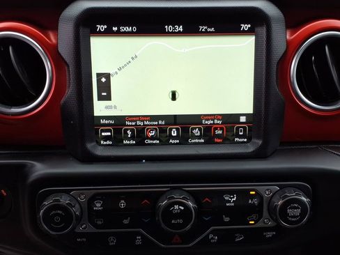 Used 2018 Jeep Wrangler Unlimited Rubicon AWD/4WD image 15