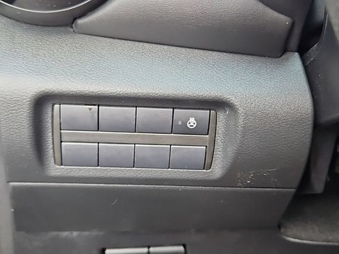Used 2023 Nissan Kicks SR w/ SR Premium Package FWD image 14