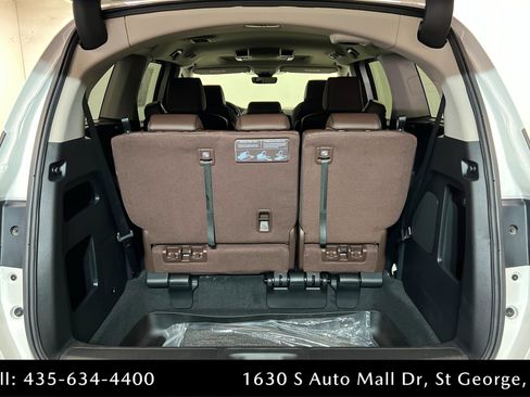 New 2026 Honda Odyssey Touring image 22