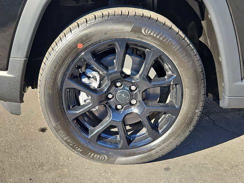 New 2026 Jeep Compass Latitude image 14