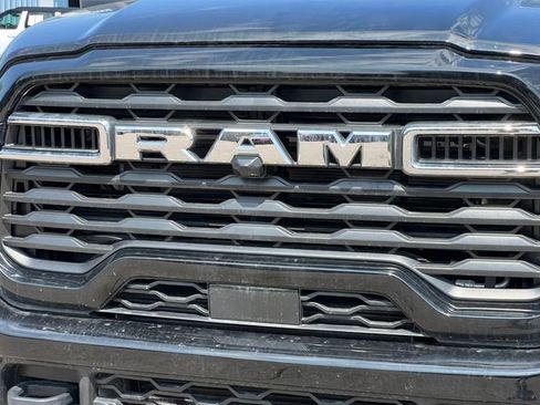 Used 2025 RAM 2500 Big Horn AWD/4WD image 34
