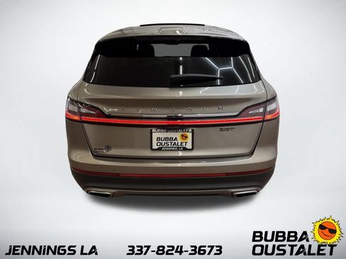 Used 2020 Lincoln Nautilus Reserve w/ Equipment Group 201A FWD image 4