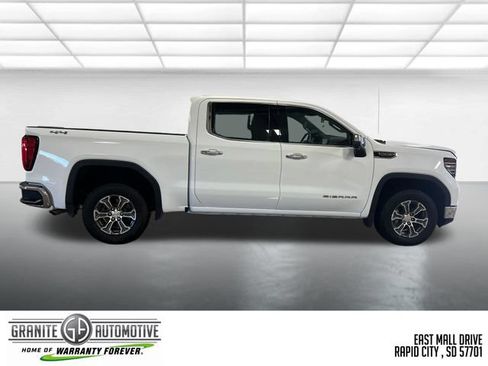Used 2024 GMC Sierra 1500 SLT AWD/4WD image 7