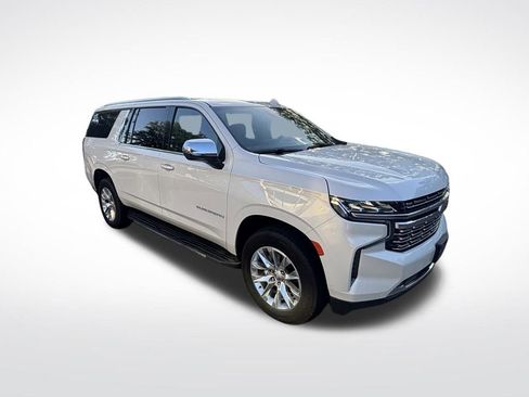 Used 2023 Chevrolet Suburban Premier w/ Max Trailering Package AWD/4WD image 2