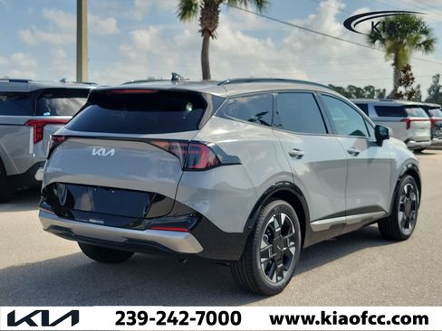 New 2026 Kia Sportage SX FWD image 6