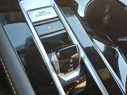 New 2026 Volkswagen Atlas Cross Sport SE image 8