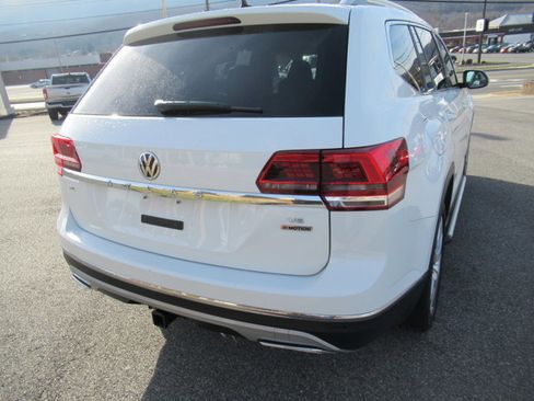 Used 2019 Volkswagen Atlas SEL Premium image 4