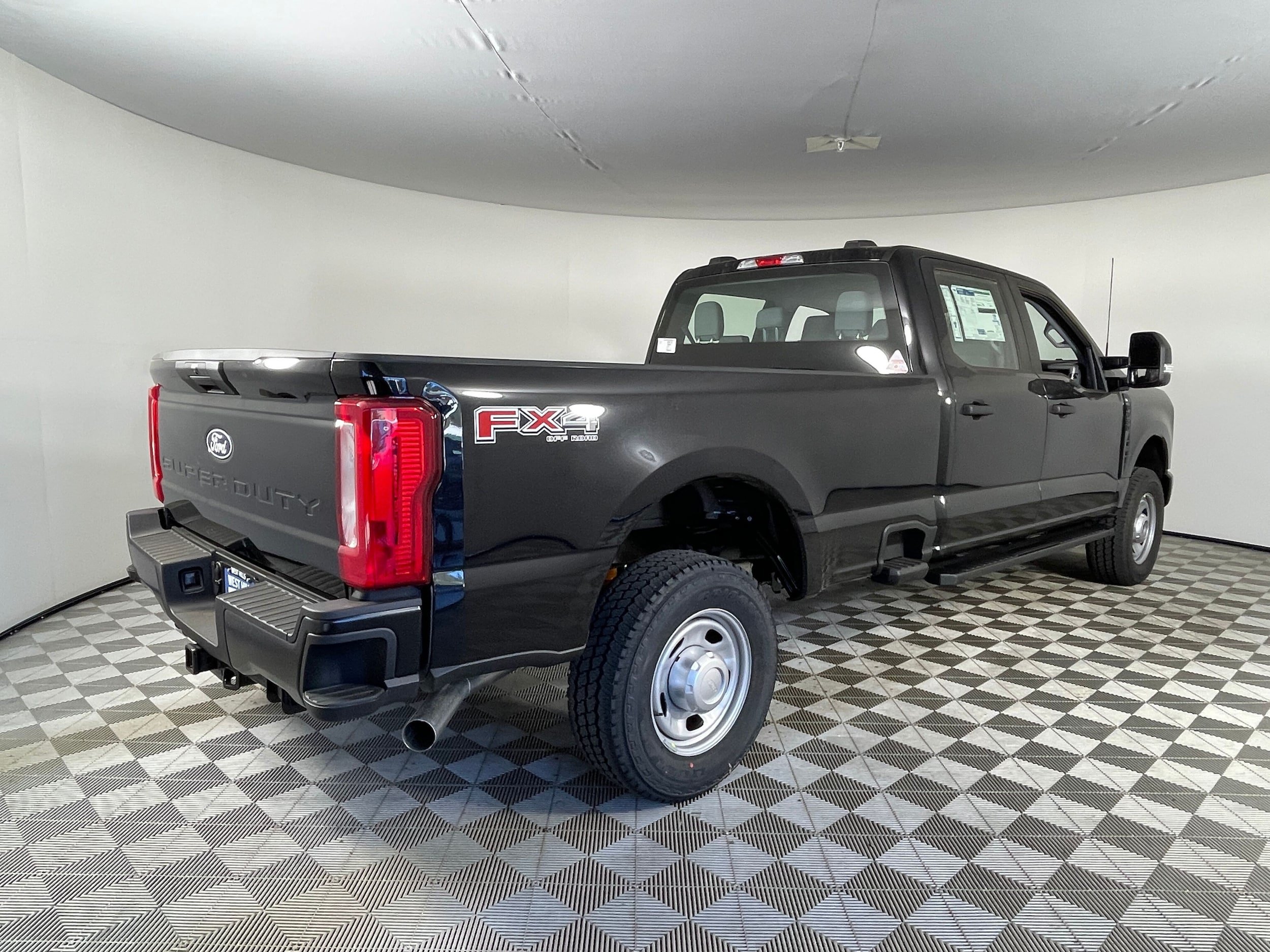 New 2027 Ford F350 XL w/ XL Driver Assist Package AWD/4WD image 13