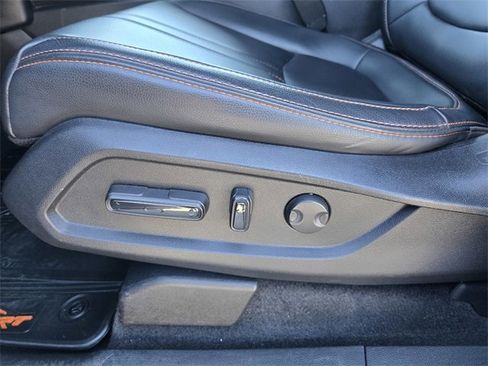 Used 2023 Honda Pilot TrailSport image 18