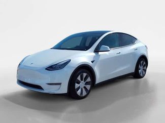 Used 2020 Tesla Model Y Long Range video 2