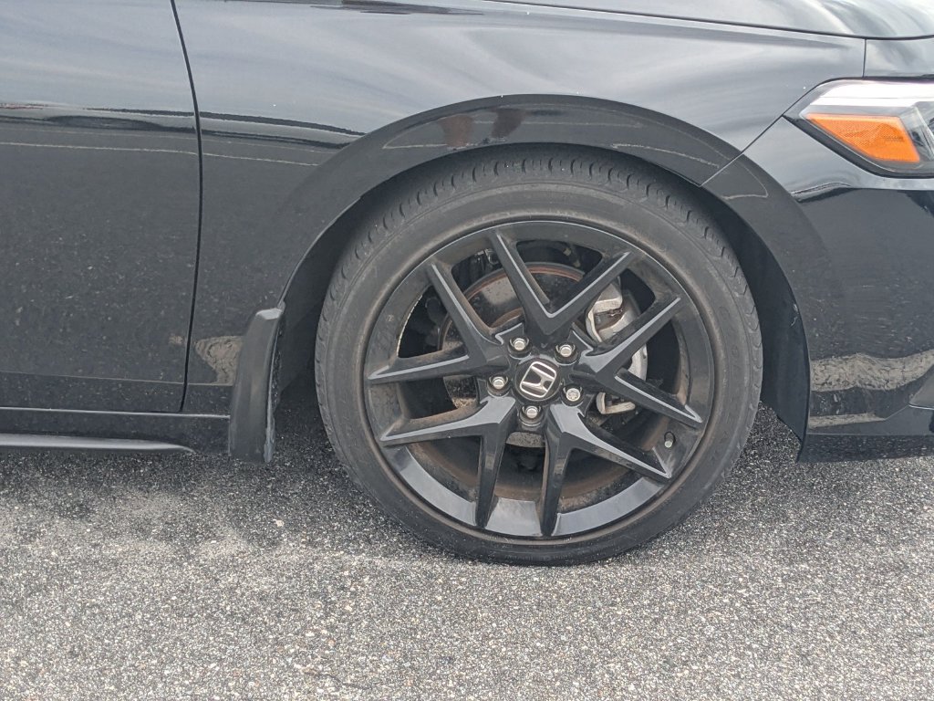 Used 2024 Honda Civic Sport image 3
