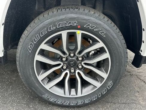 New 2026 RAM 1500 Limited w/ Trailer Tow Group image 29