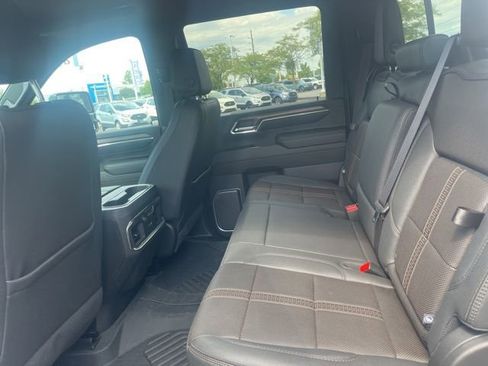 Used 2024 Chevrolet Silverado 3500 High Country image 14