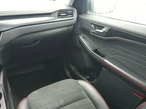 Used 2022 Ford Escape SEL w/ SEL Stealth AWD Package image 16