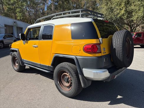 Used 2007 Toyota FJ Cruiser 4WD image 17