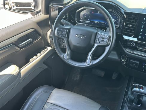 Certified 2025 Chevrolet Silverado 1500 ZR2 w/ Technology Package AWD/4WD image 16
