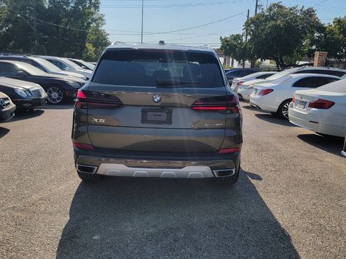 Used 2024 BMW X5 sDrive40i w/ Premium Package RWD image 4