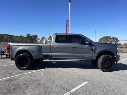 New 2026 Ford F350 Platinum w/ Platinum Plus Package