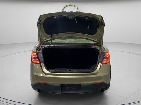 Used 2013 Ford Taurus Limited FWD image 9