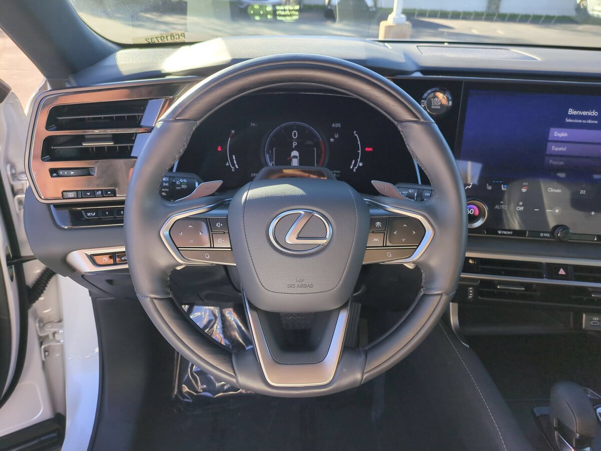 Used 2023 Lexus RX 350 Premium Plus w/ Cold Area Package FWD image 17