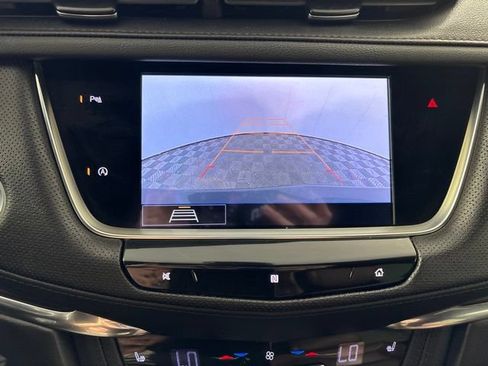 Used 2020 Cadillac XT5 Premium Luxury AWD/4WD image 18