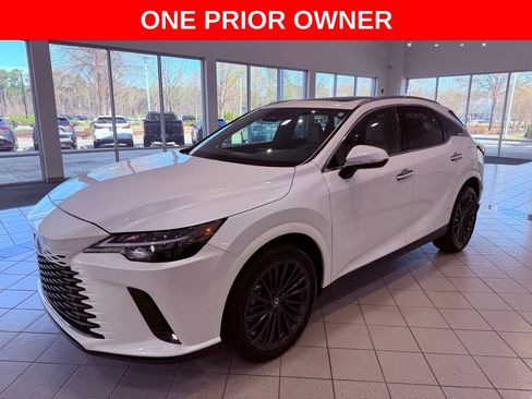 Used 2025 Lexus RX 350 Premium image 3