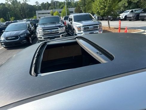 Used 2020 Dodge Challenger R/T Scat Pack RWD image 20