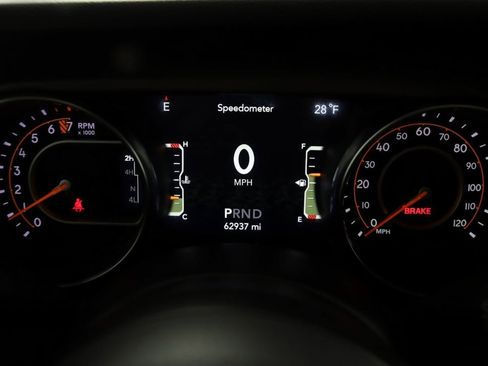 Used 2022 Jeep Wrangler Unlimited Sport image 17