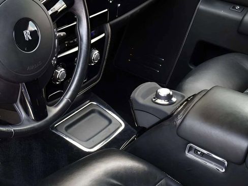 Certified 2009 Rolls-Royce Phantom Sedan image 24