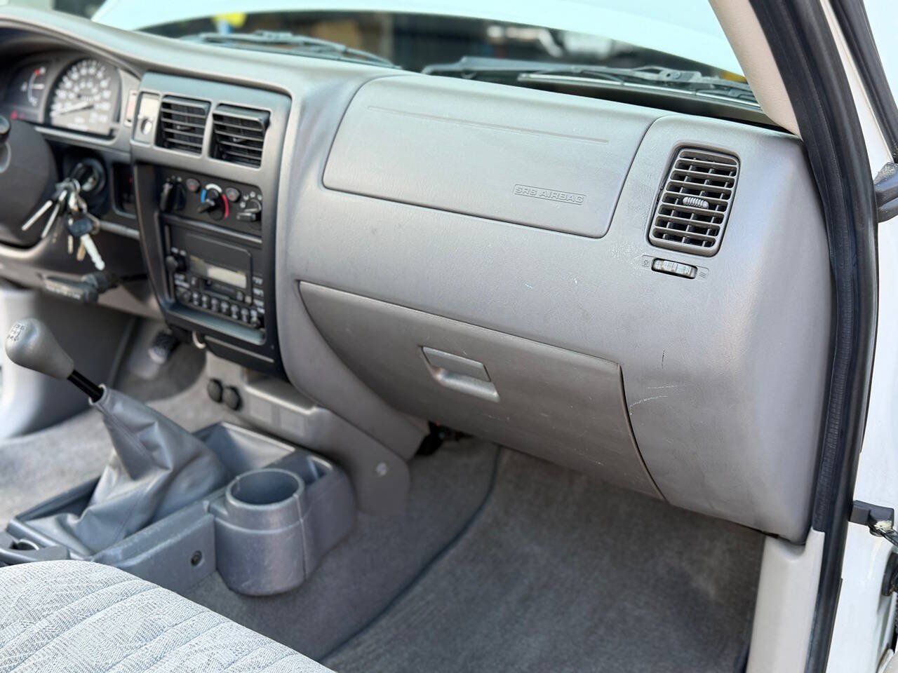 Used 2004 Toyota Tacoma 2WD Regular Cab w/ Enhancement Pkg image 18