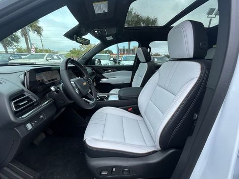 New 2026 Chevrolet Traverse High Country FWD image 13