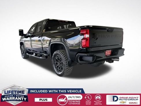Used 2024 Chevrolet Silverado 3500 LTZ w/ LTZ Plus Package image 6