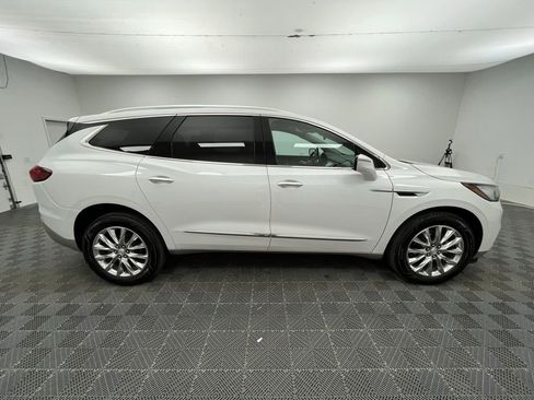 Used 2021 Buick Enclave Premium w/ Sun and Sites Package image 12