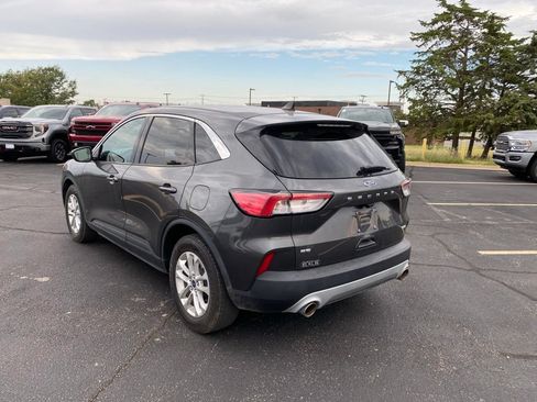Used 2020 Ford Escape SE FWD image 8