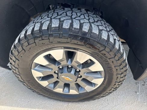 Used 2025 Chevrolet Silverado 3500 LT w/ Texas Edition AWD/4WD image 21