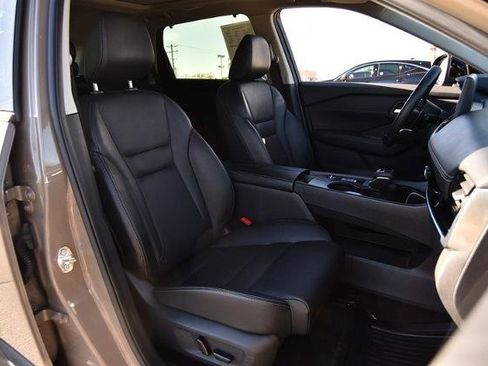 Certified 2024 Nissan Rogue SL w/ SL Premium Package image 24