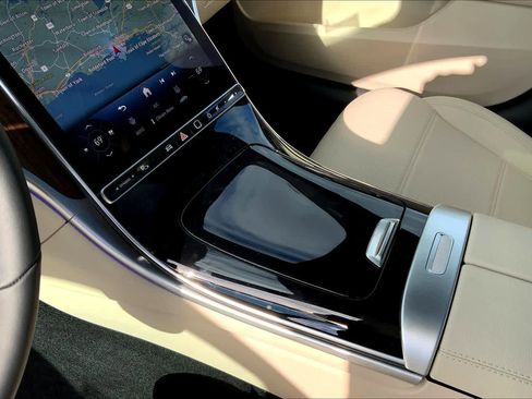 New 2026 Mercedes-Benz C 300 4MATIC Sedan image 7