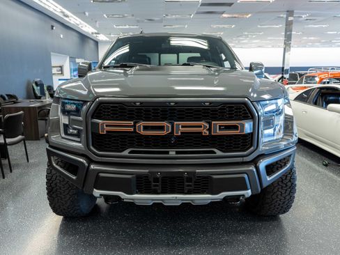 Used 2020 Ford F150 Raptor w/ Equipment Group 802A Luxury AWD/4WD image 2