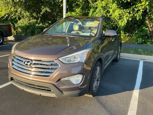 Used 2014 Hyundai Santa Fe Limited FWD image 9