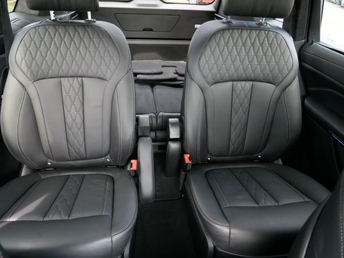 Used 2020 BMW X7 M50i w/ Executive Package AWD/4WD image 11
