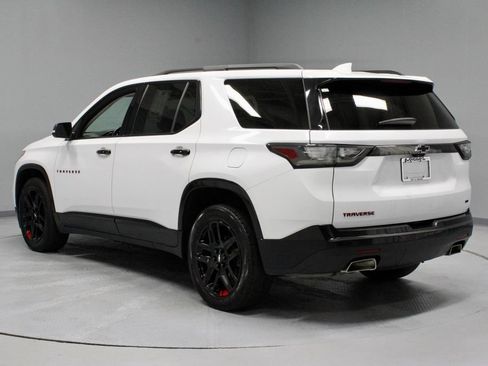 Used 2021 Chevrolet Traverse Premier w/ Redline Edition AWD/4WD image 10