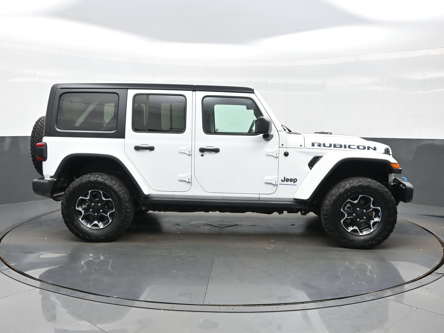 Used 2023 Jeep Wrangler Unlimited Rubicon 4xe AWD/4WD image 10