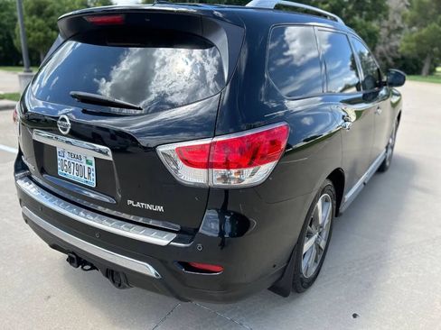 Used 2014 Nissan Pathfinder Platinum w/ Platinum Premium Package FWD image 6
