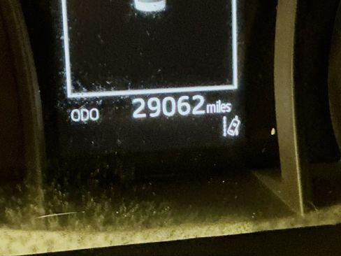 Used 2021 Toyota Camry LE image 19