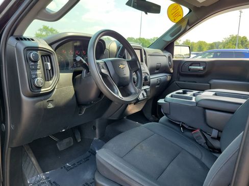 Used 2019 Chevrolet Silverado 1500 Custom image 19
