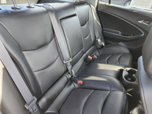 Used 2018 Chevrolet Volt LT w/ LT Driver Confidence Package FWD image 19