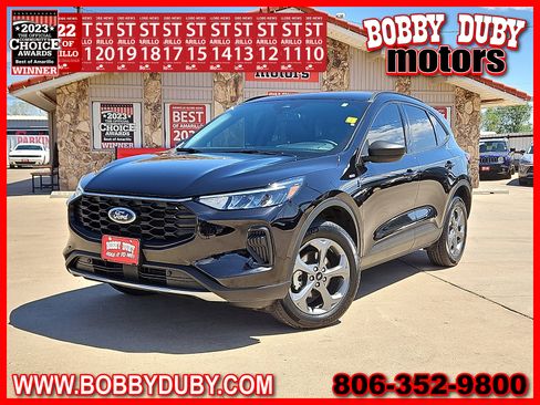 Used 2025 Ford Escape ST-Line AWD/4WD image 1